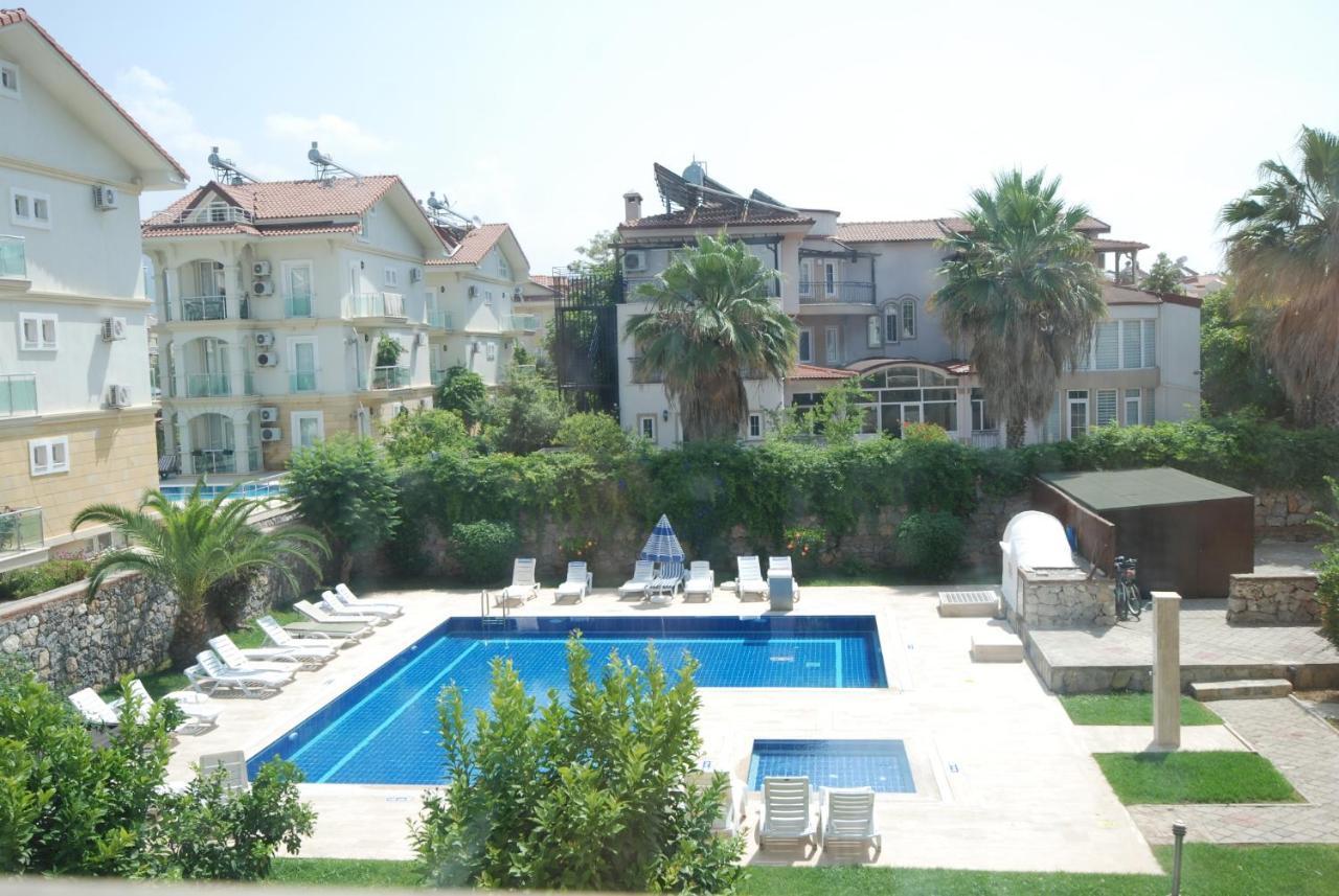 Saros Apartments Calis Beach Fethiye Eksteriør billede