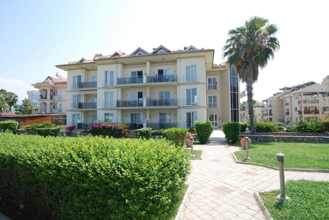 Saros Apartments Calis Beach Fethiye Eksteriør billede