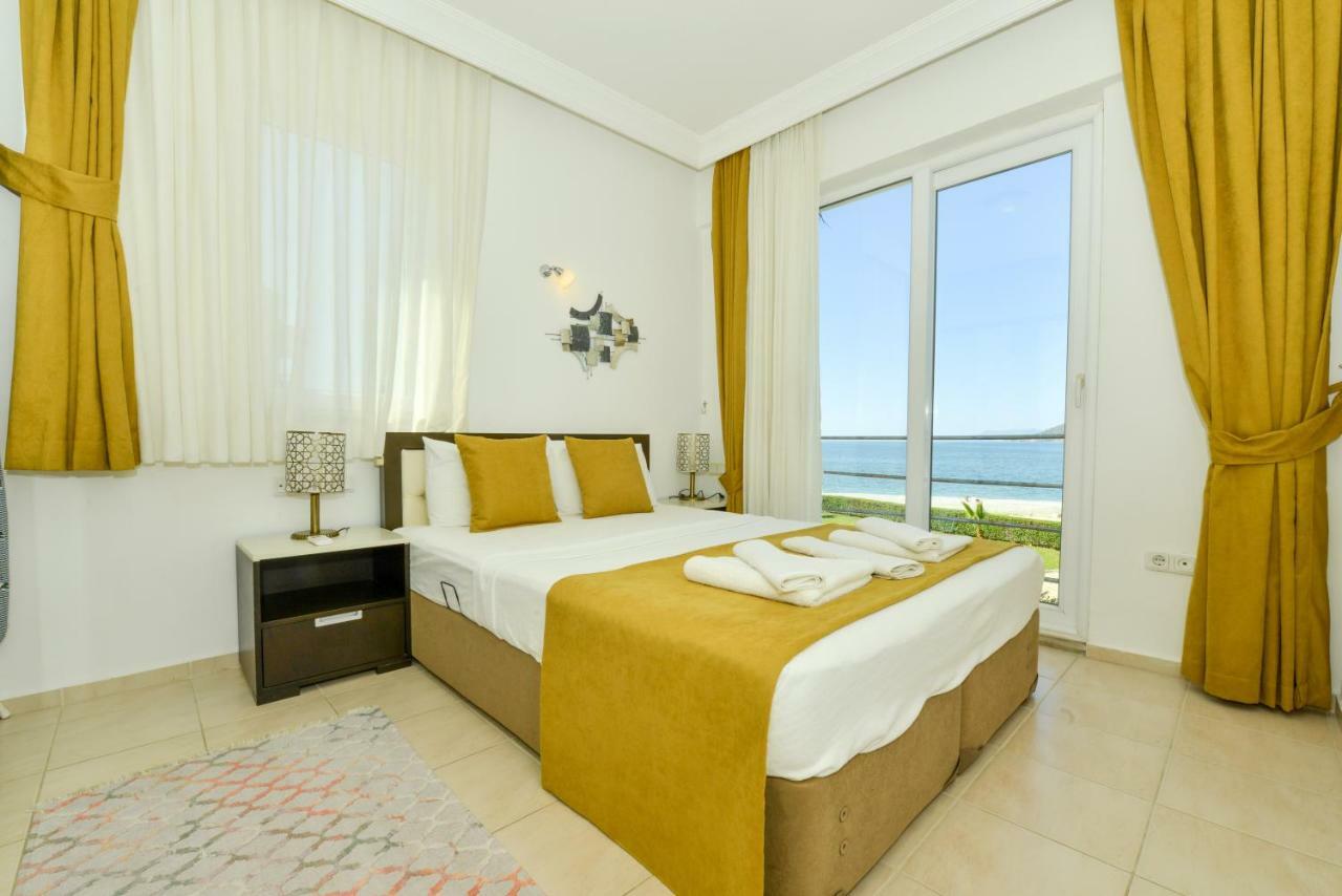 Saros Apartments Calis Beach Fethiye Eksteriør billede