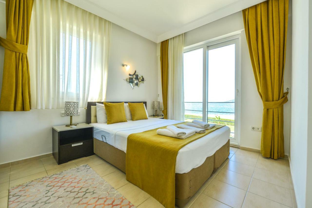 Saros Apartments Calis Beach Fethiye Eksteriør billede